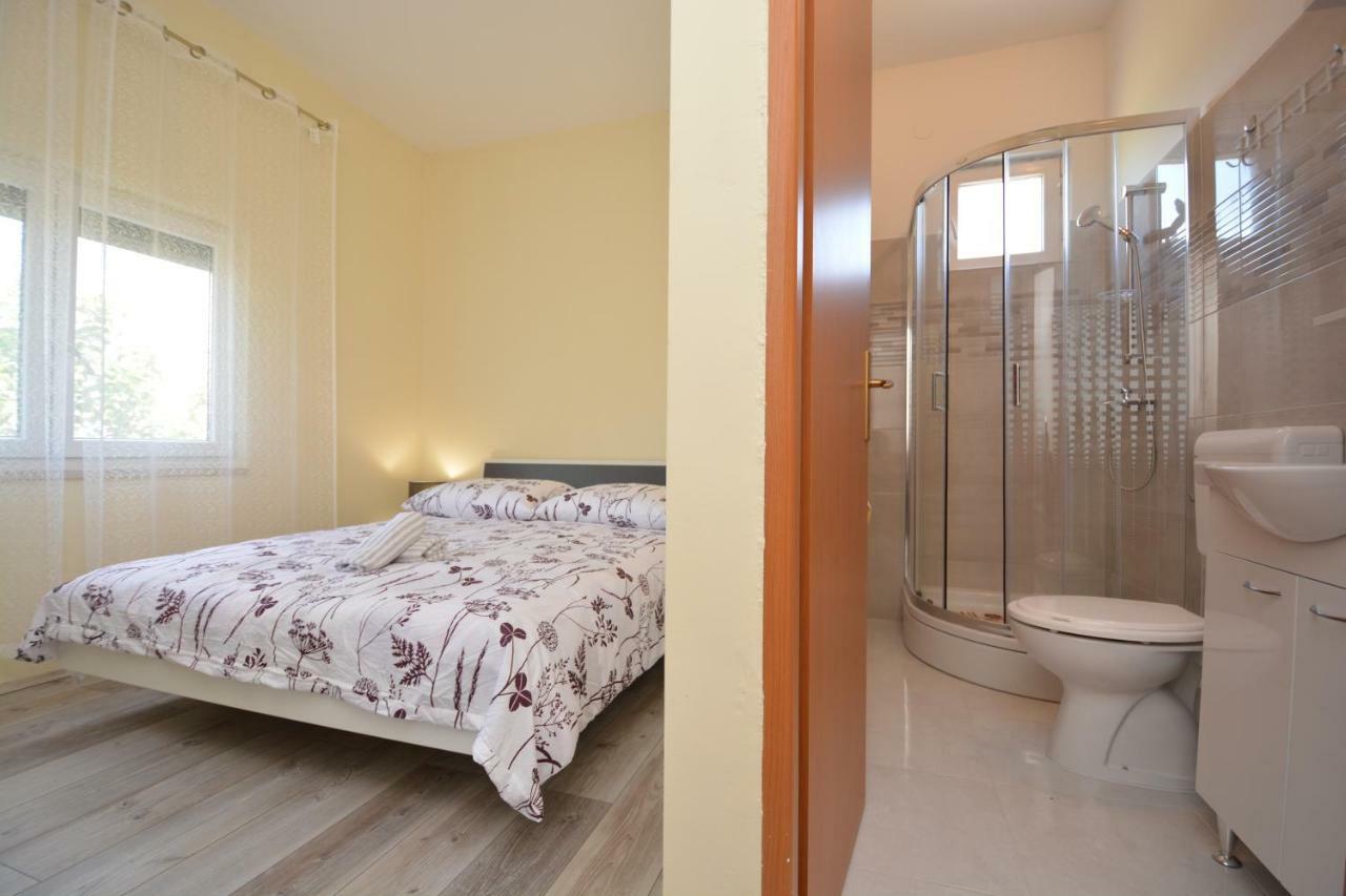 Apartman Susic Apartment Policnik Exterior photo